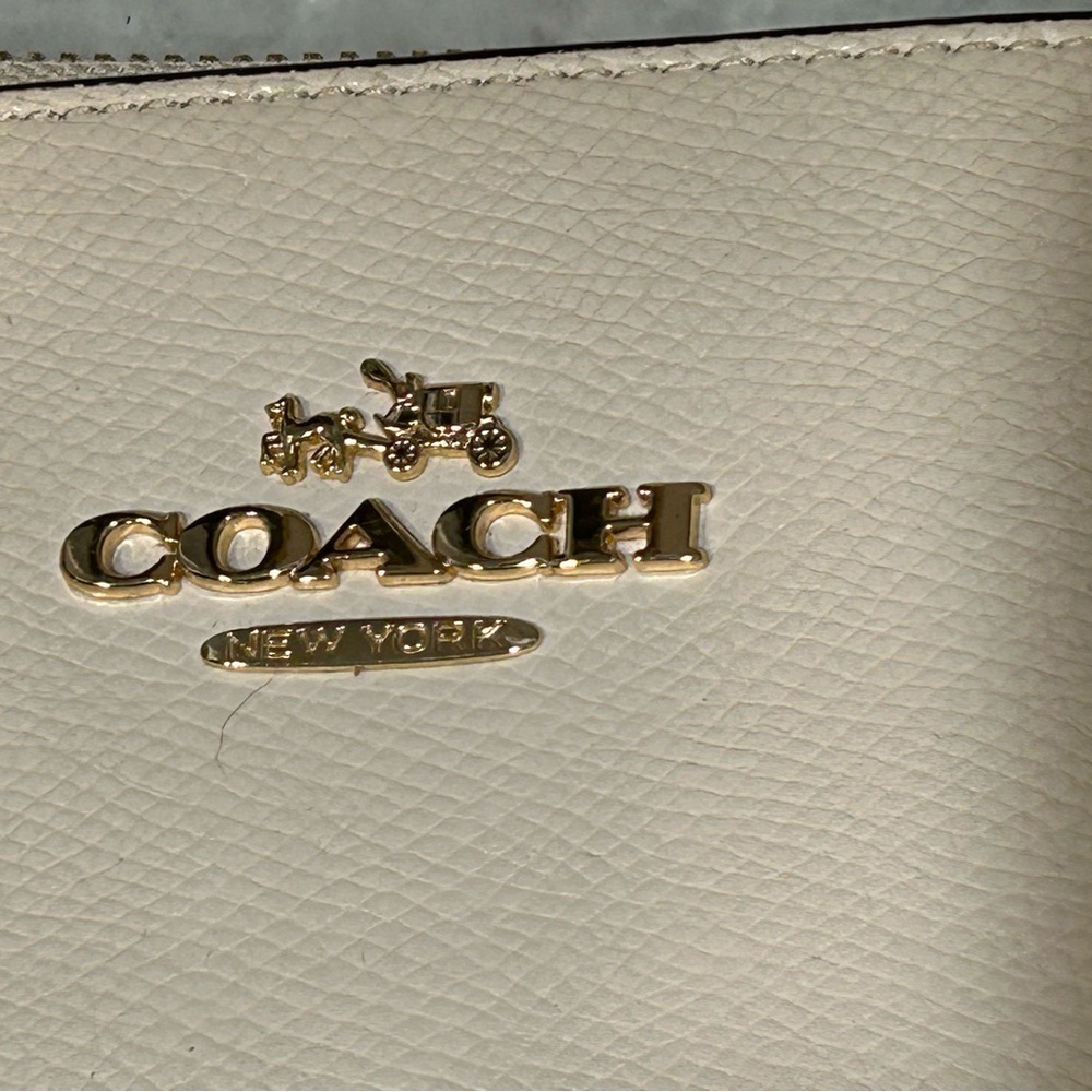 Coach Off-White Leather Women's Bag